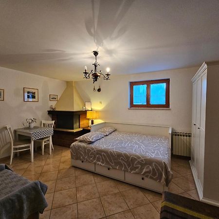 Studio Apartments Igor Vrsar Extérieur photo